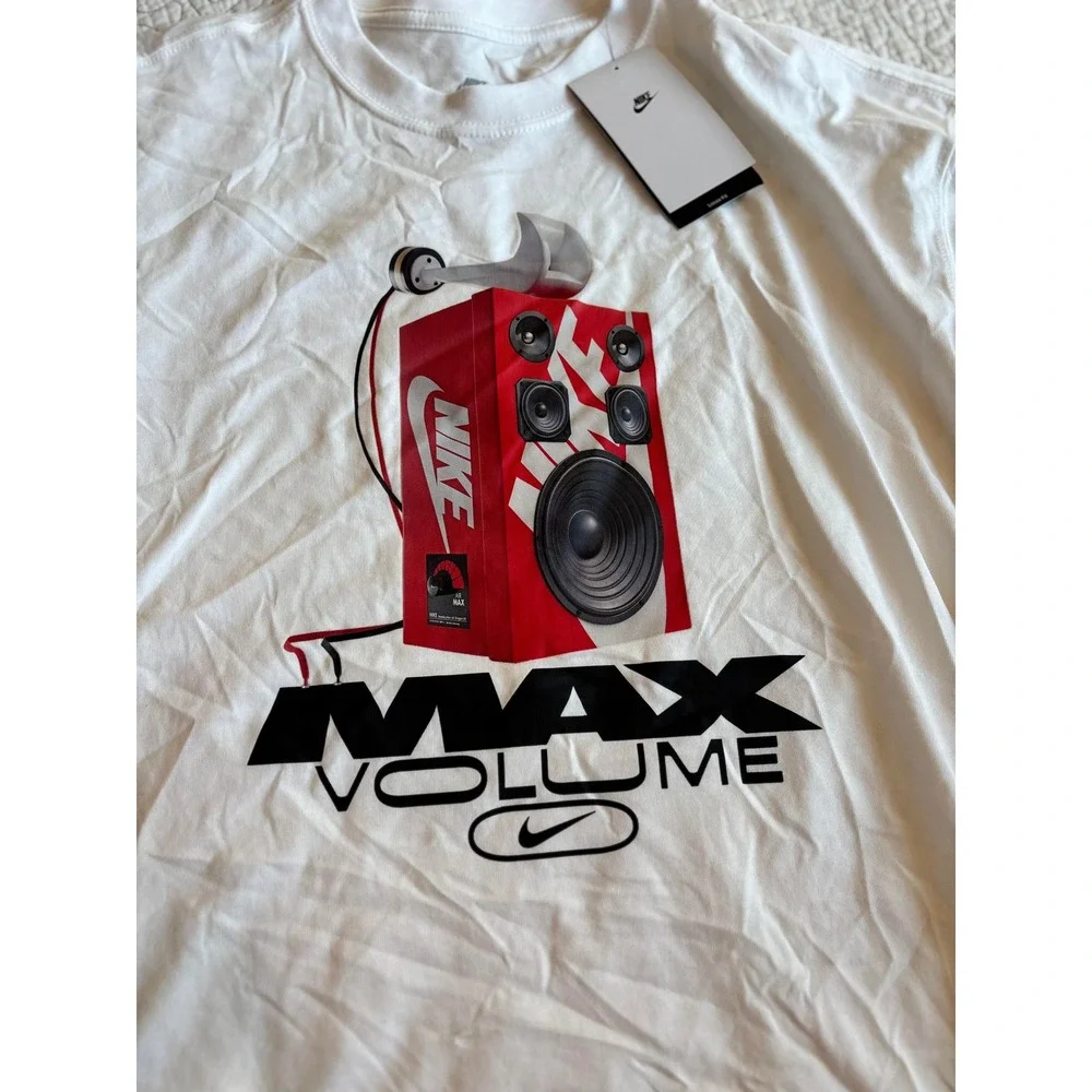 Nike Mens Max Volume Speaker Graphic T-Shirt White Loose Fit Medium